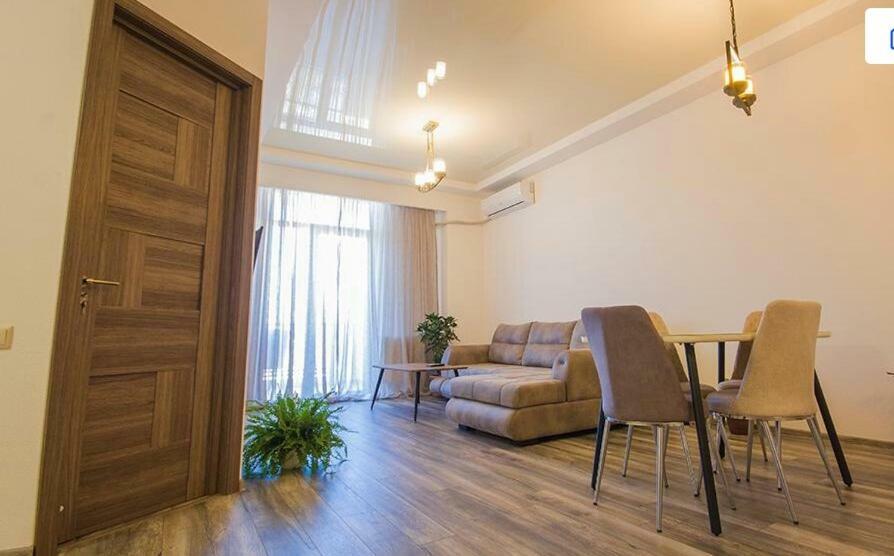 Tikas Home Апартаменты Tbilissi Extérieur photo