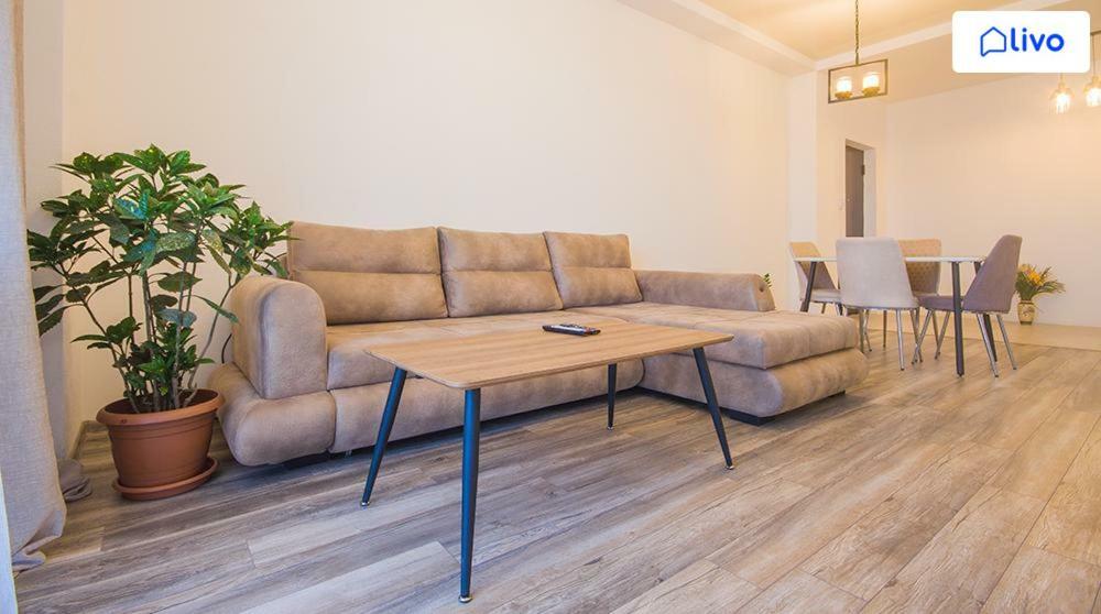 Tikas Home Апартаменты Tbilissi Extérieur photo